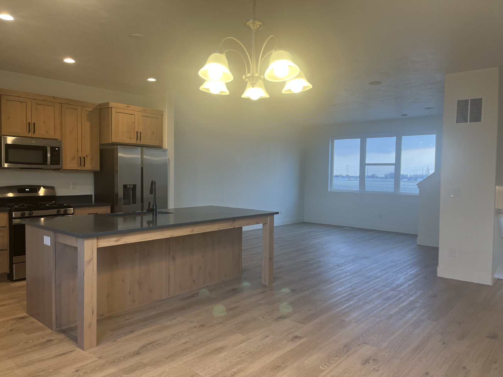 862 W 480 S - 1 property image