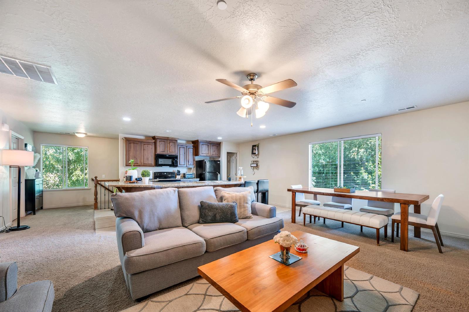 35 E 150 N - 1 property image