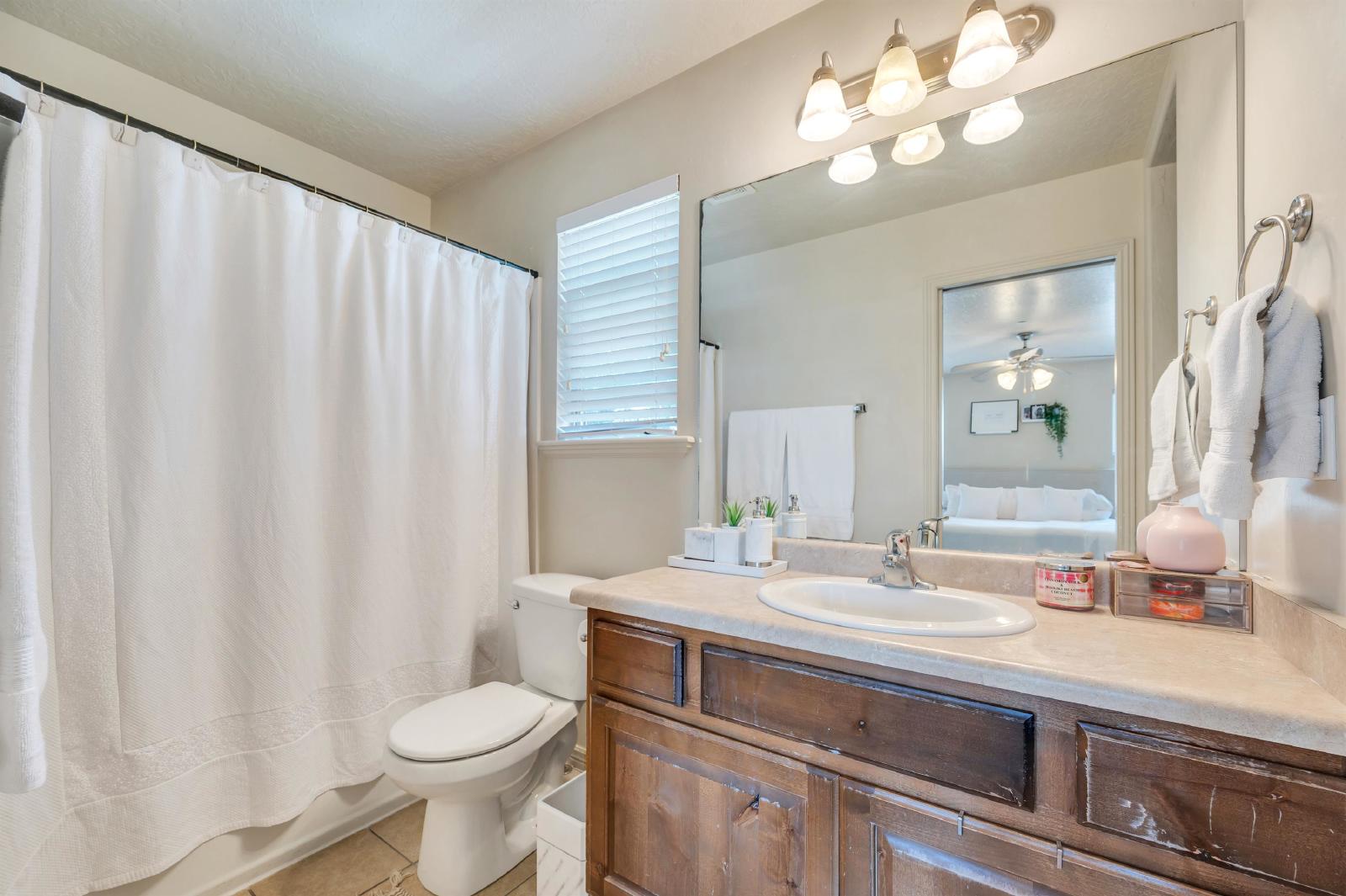 35 E 150 N - 1 property image