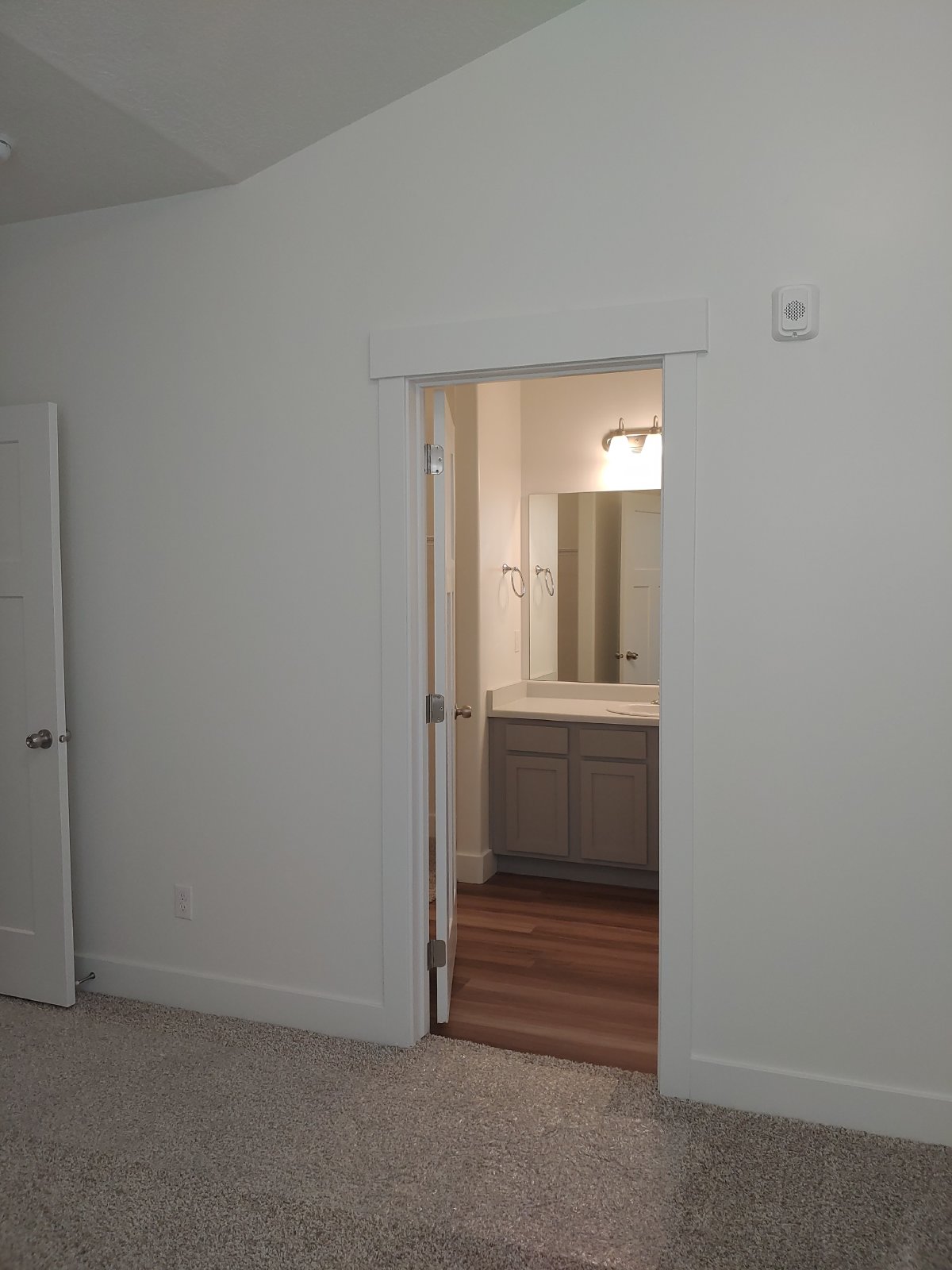 1816 W Eaglewood Dr - P303 - P303 property image