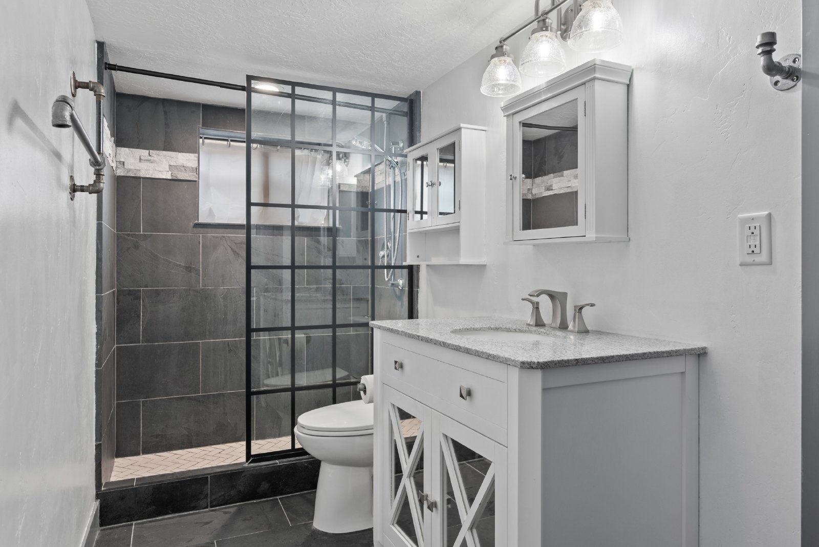 475 East 2110 South - 1 property image