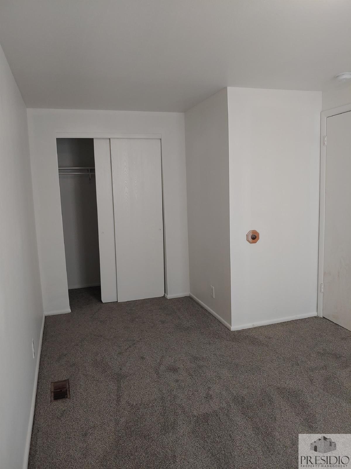 652/654/656/658 North 400 West - 654 property image