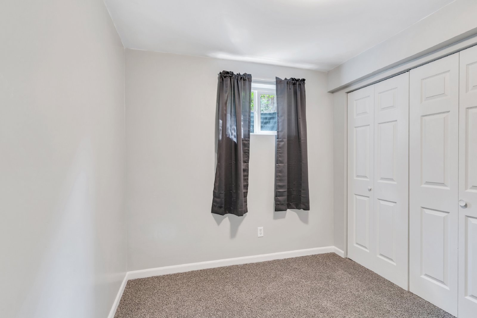 3076 Westcove Drive - 1 property image