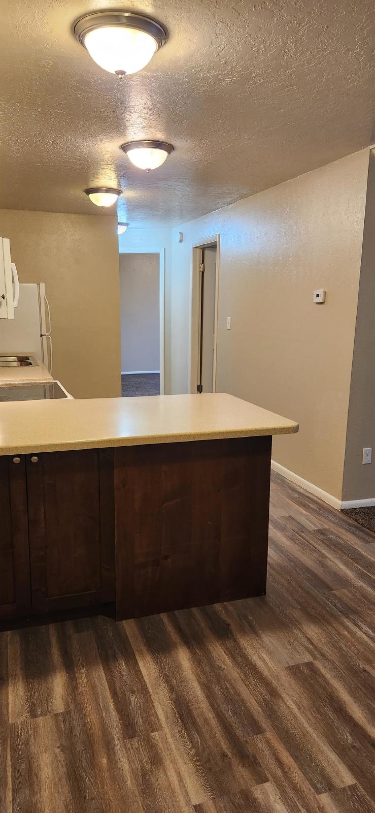550 West 200 South - 4 property image