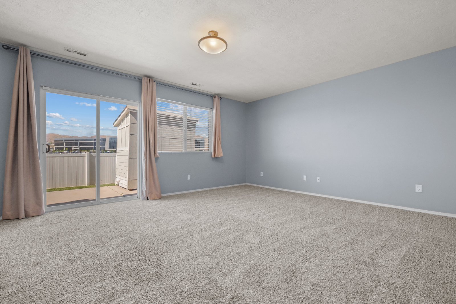 2317 N 2080 W - 1 property image