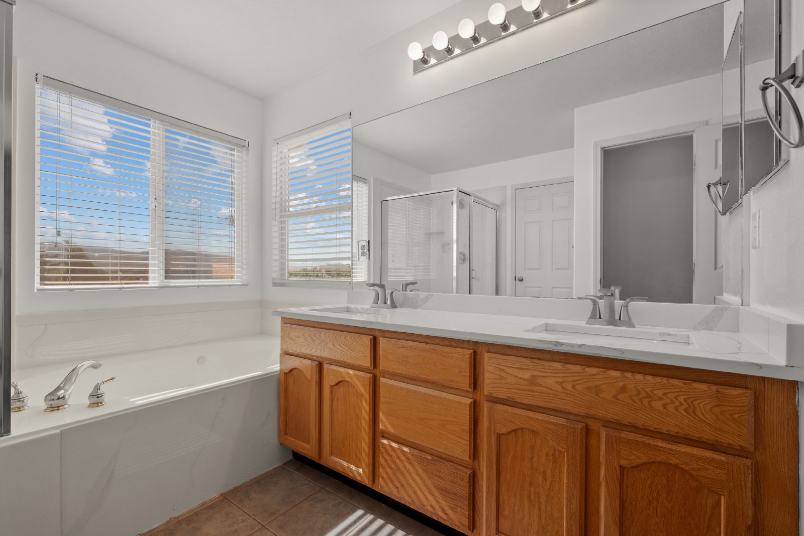 2317 N 2080 W - 1 property image