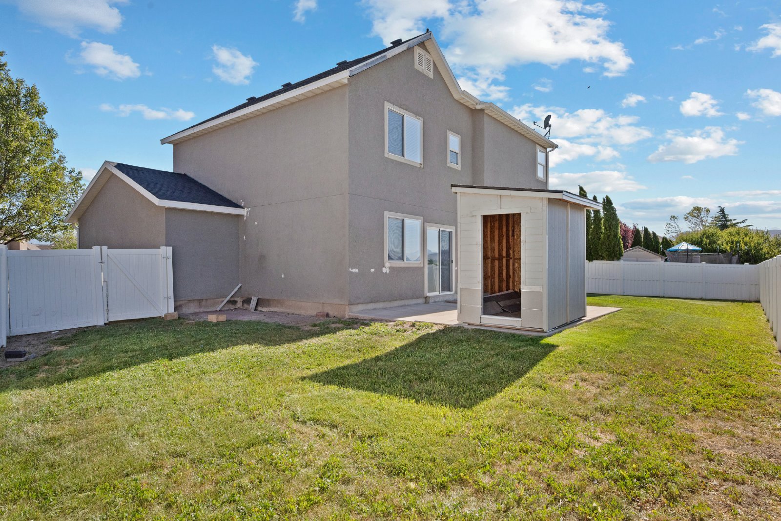 2317 N 2080 W - 1 property image