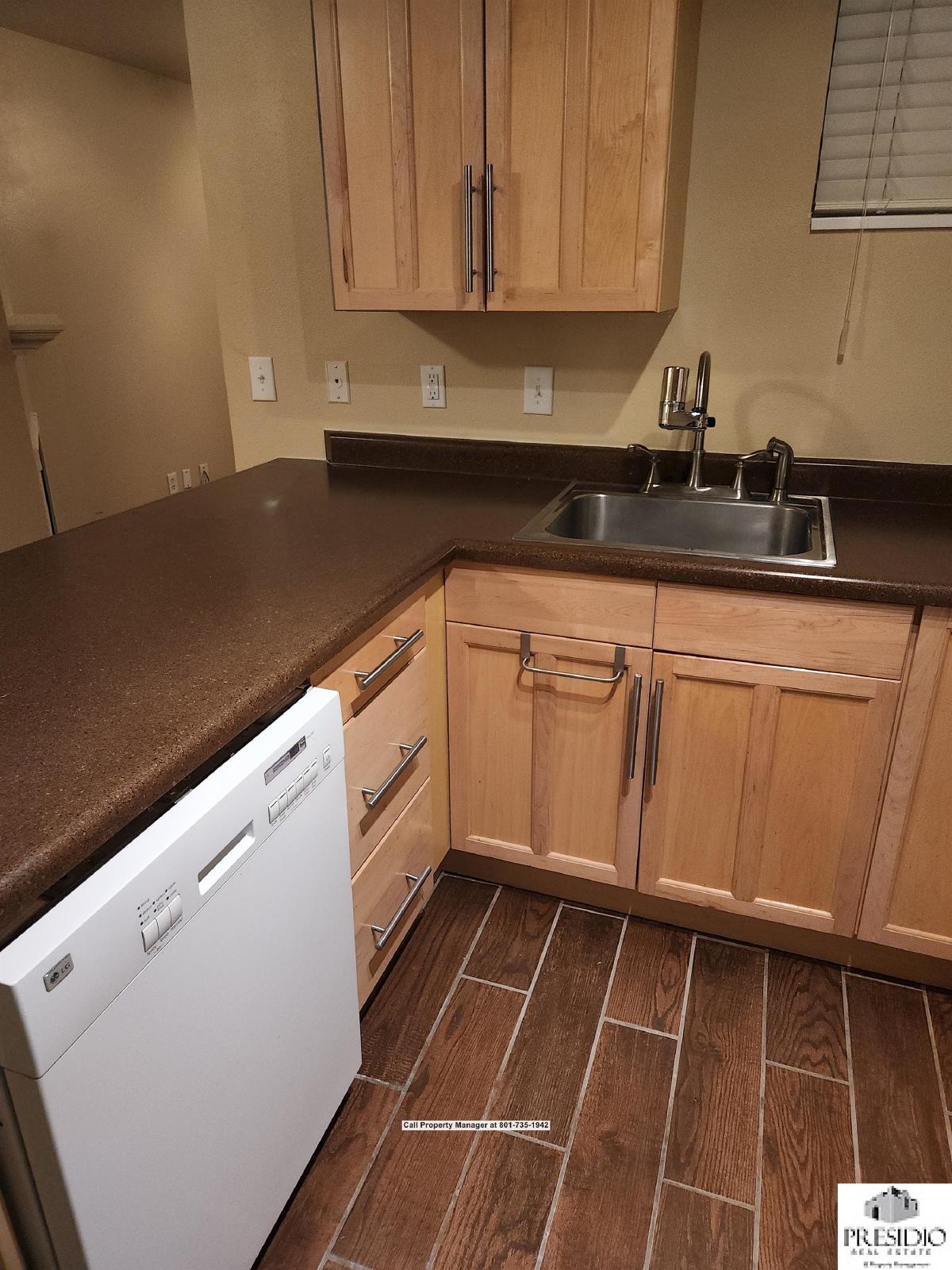 223 E Hill Ave - 2 property image