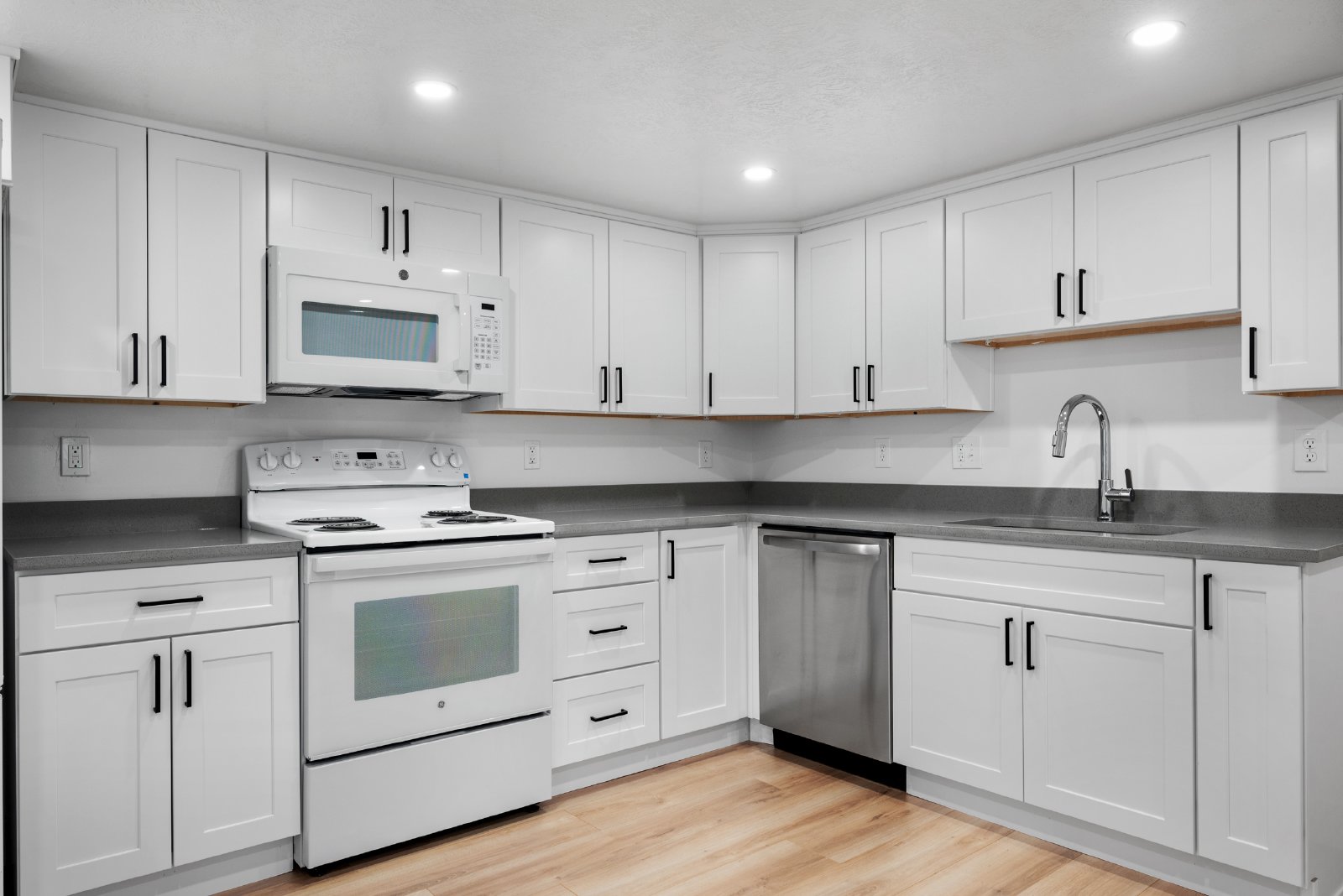 164 N 1000 E - UP property image