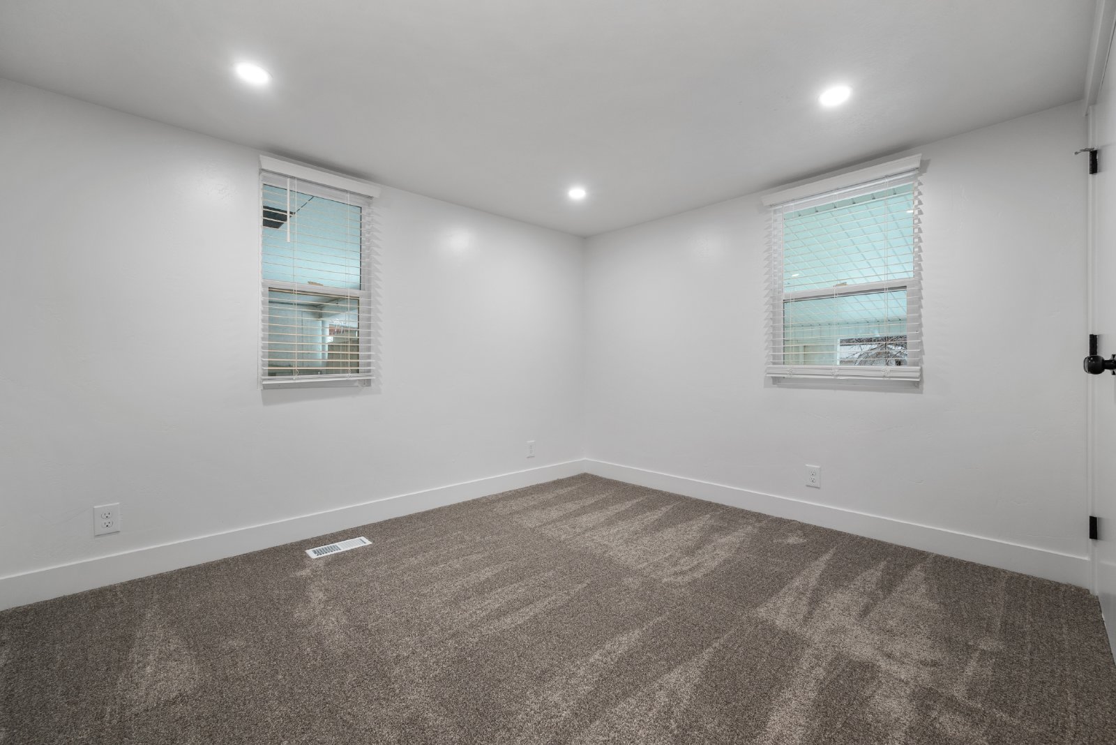 164 N 1000 E - UP property image