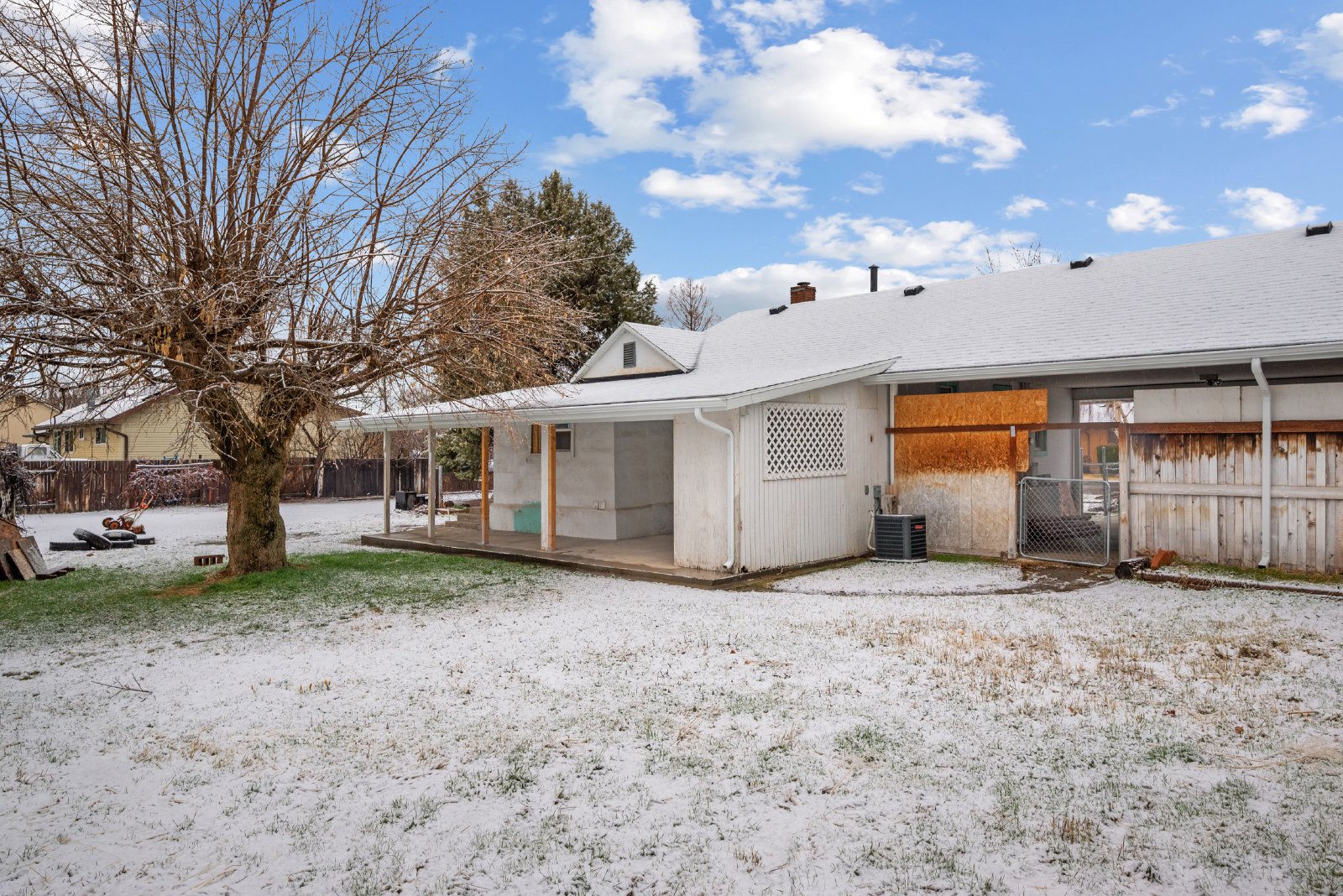 164 N 1000 E - UP property image
