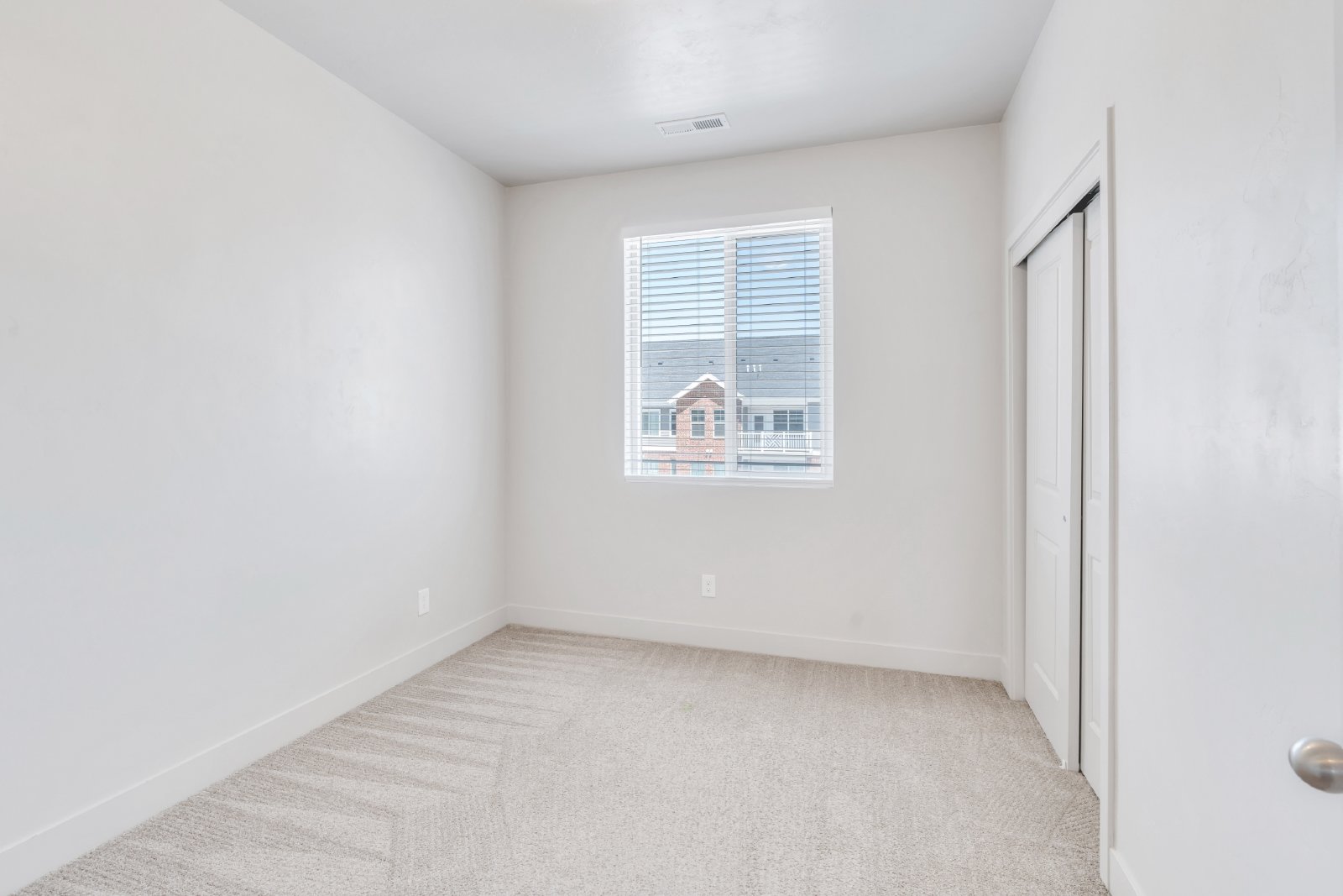 708 West Bronze Leaf Rd - 1 property image