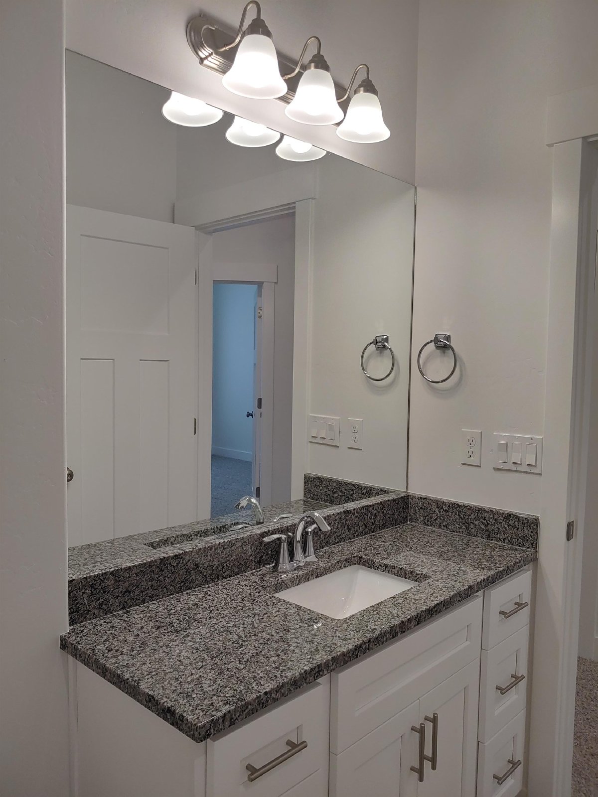 1335 E 1590 N - 1 property image