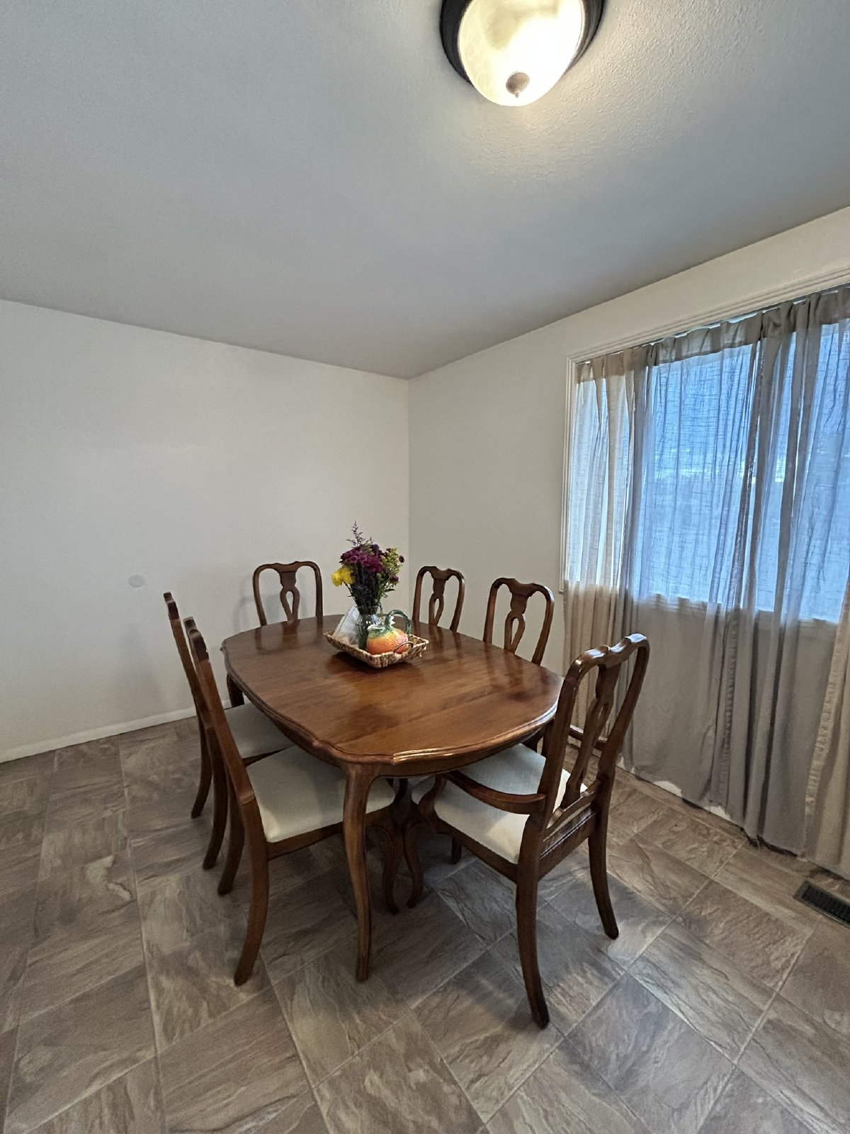 677 N 440 W - UP property image