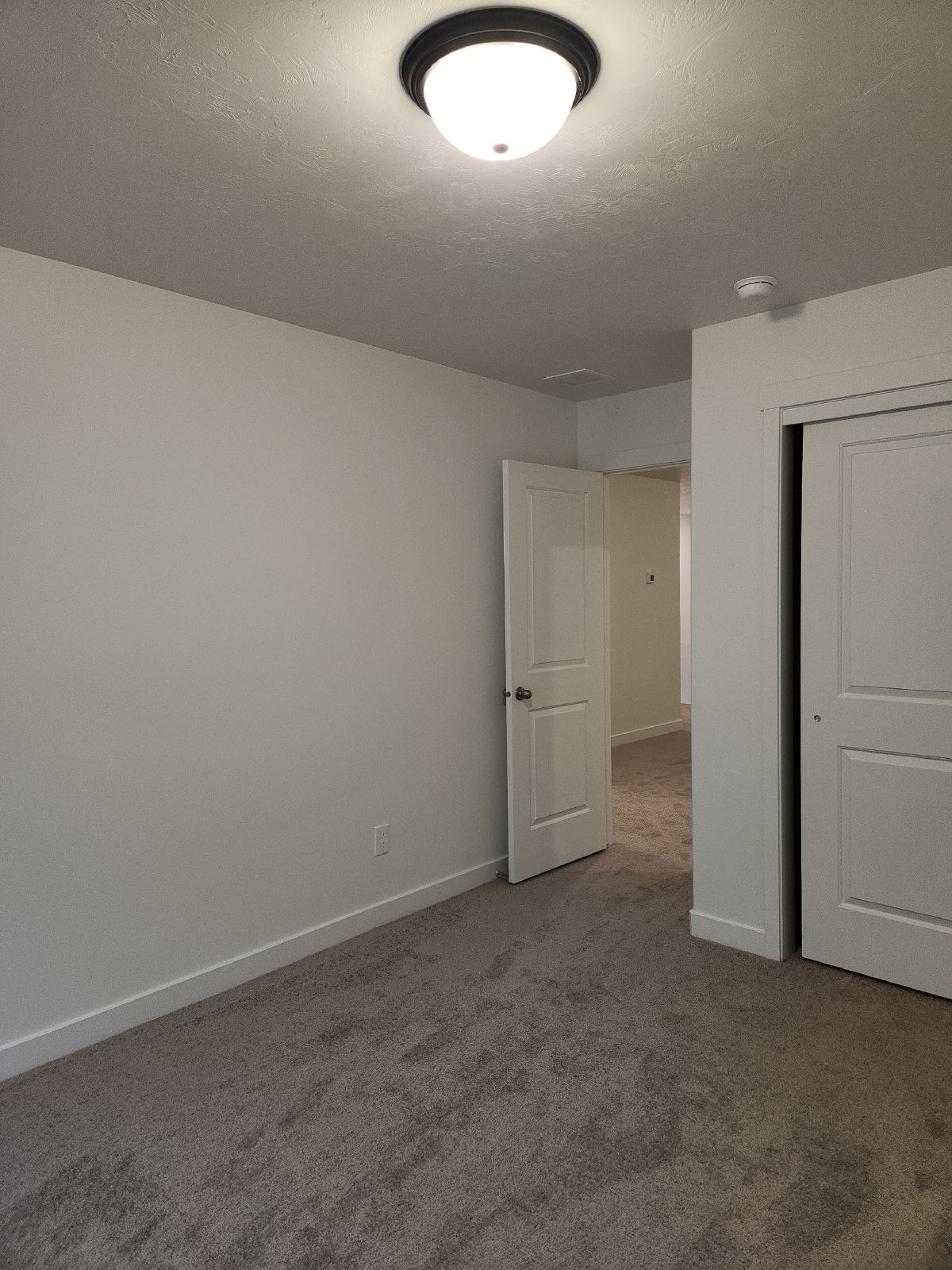 968 South 850 West - 1 property image