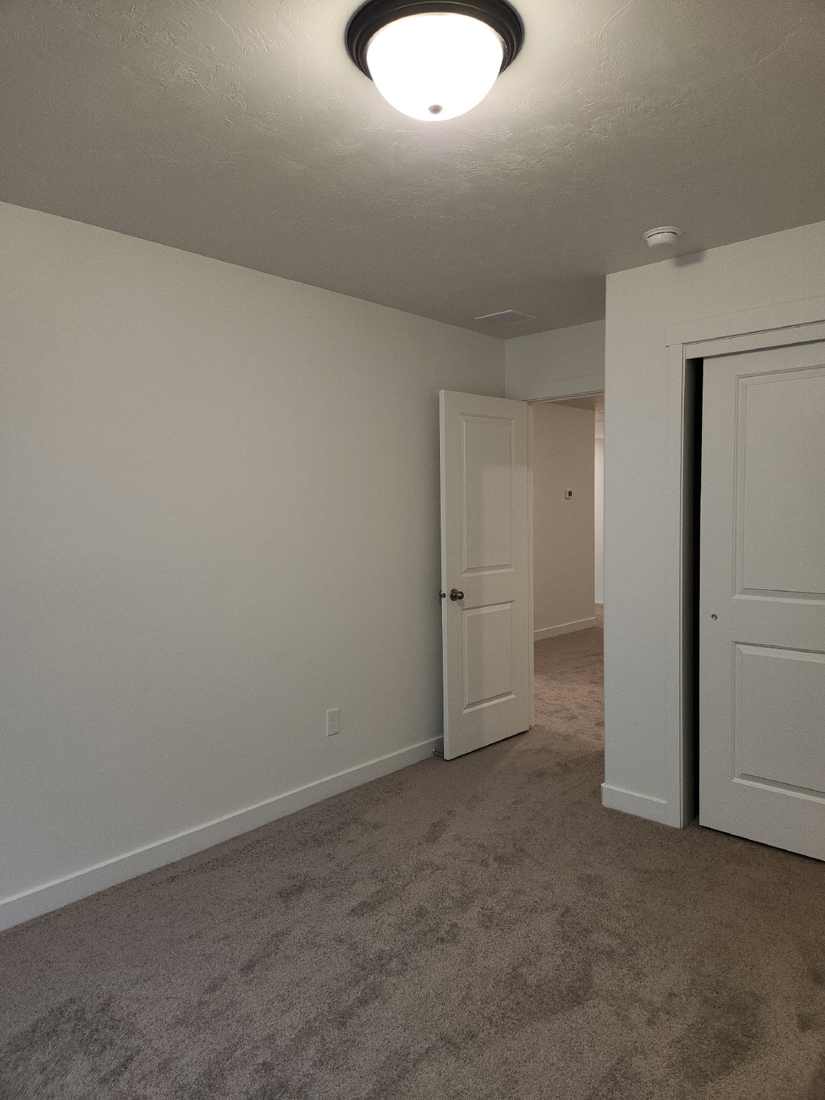 968 South 850 West - 1 property image