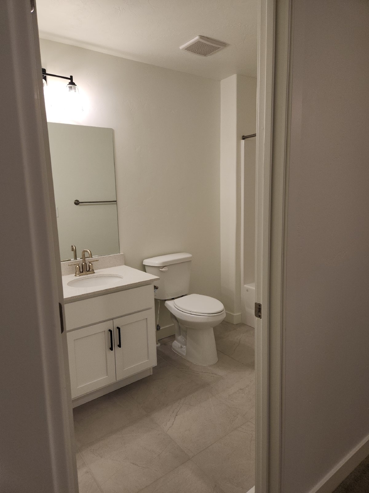 968 South 850 West - 1 property image