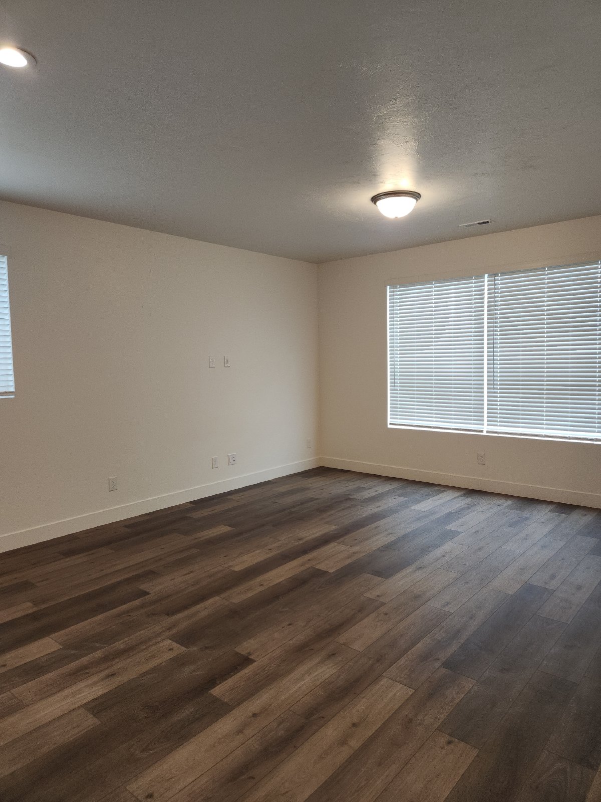 924 South 850 West - 1 property image