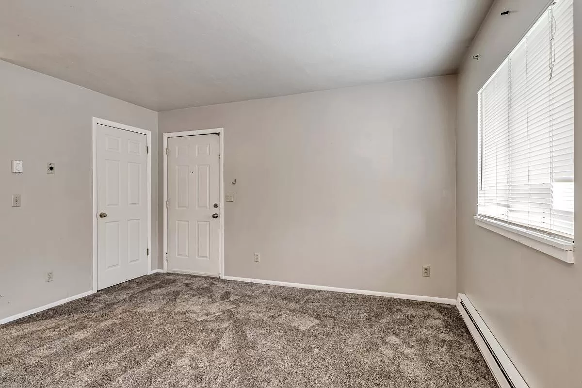 1557 W 200 S #A301 - 1 property image