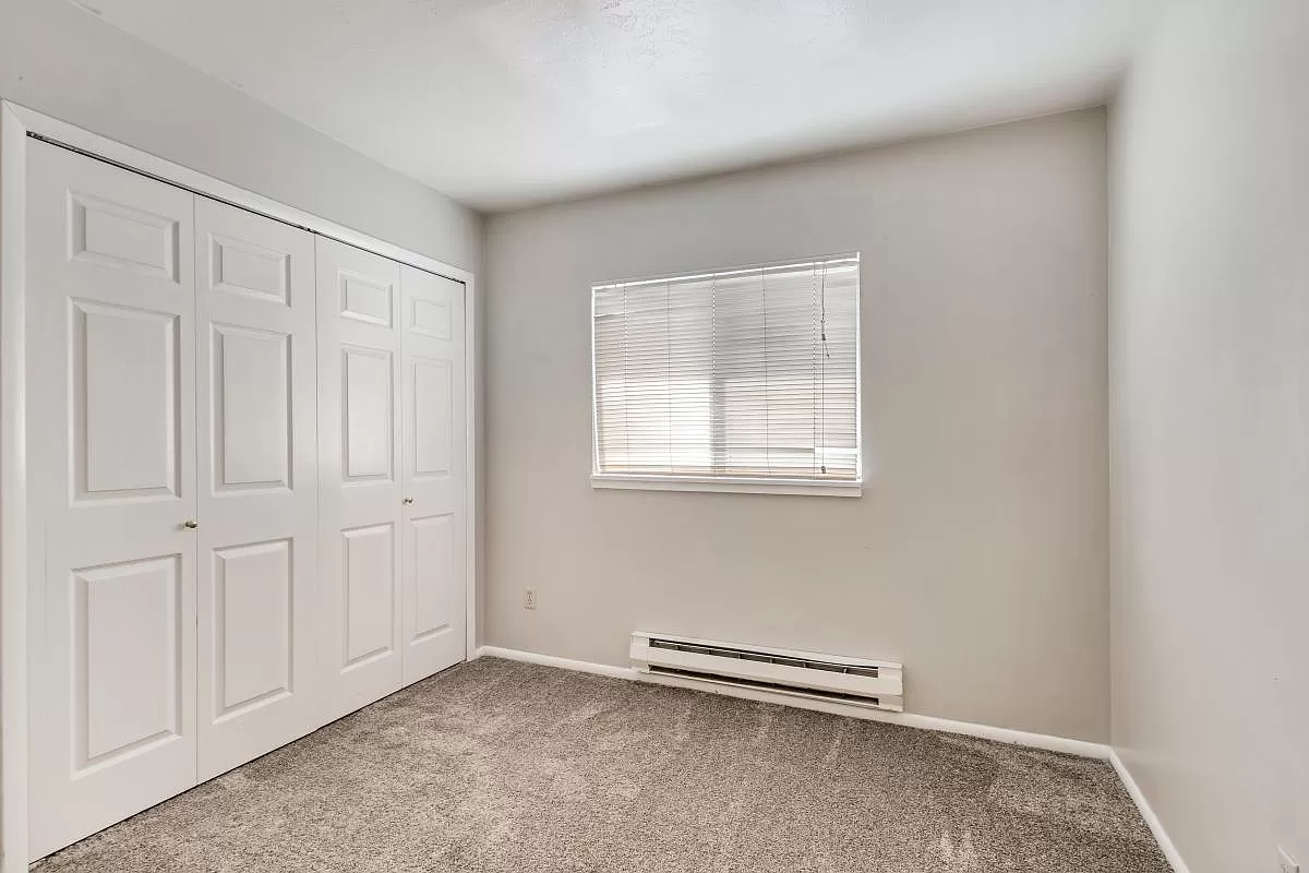 1557 W 200 S #A301 - 1 property image