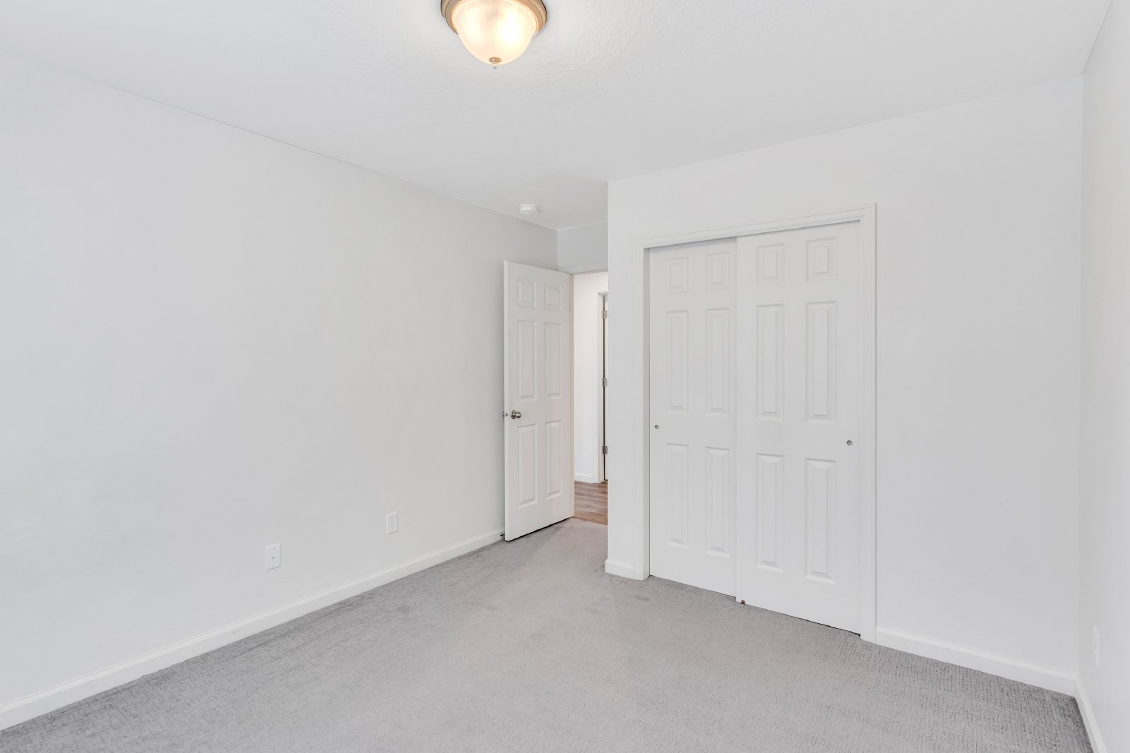 15111 South Ronaldo Lane - 1 property image