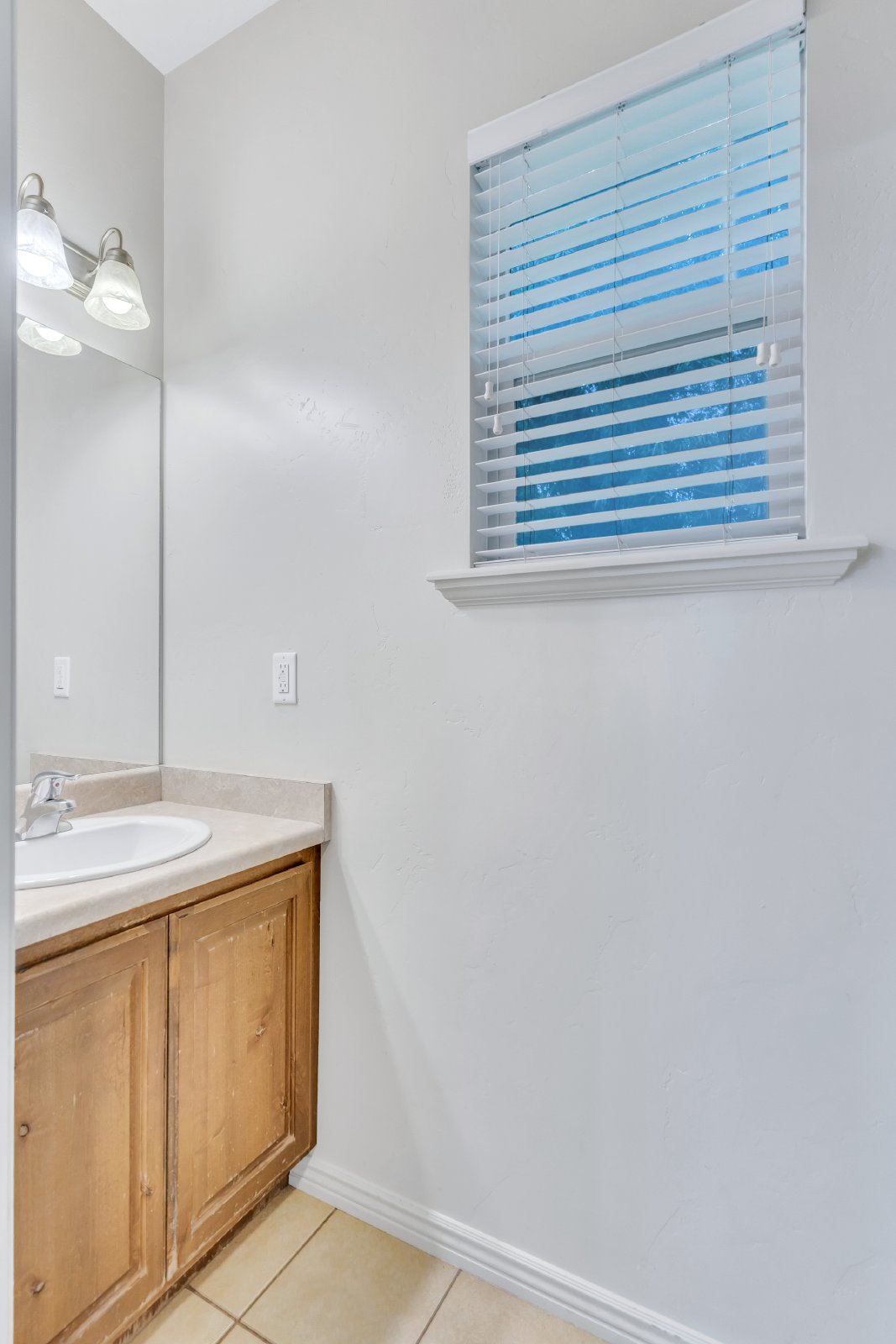 33 East 150 North - 1 property image