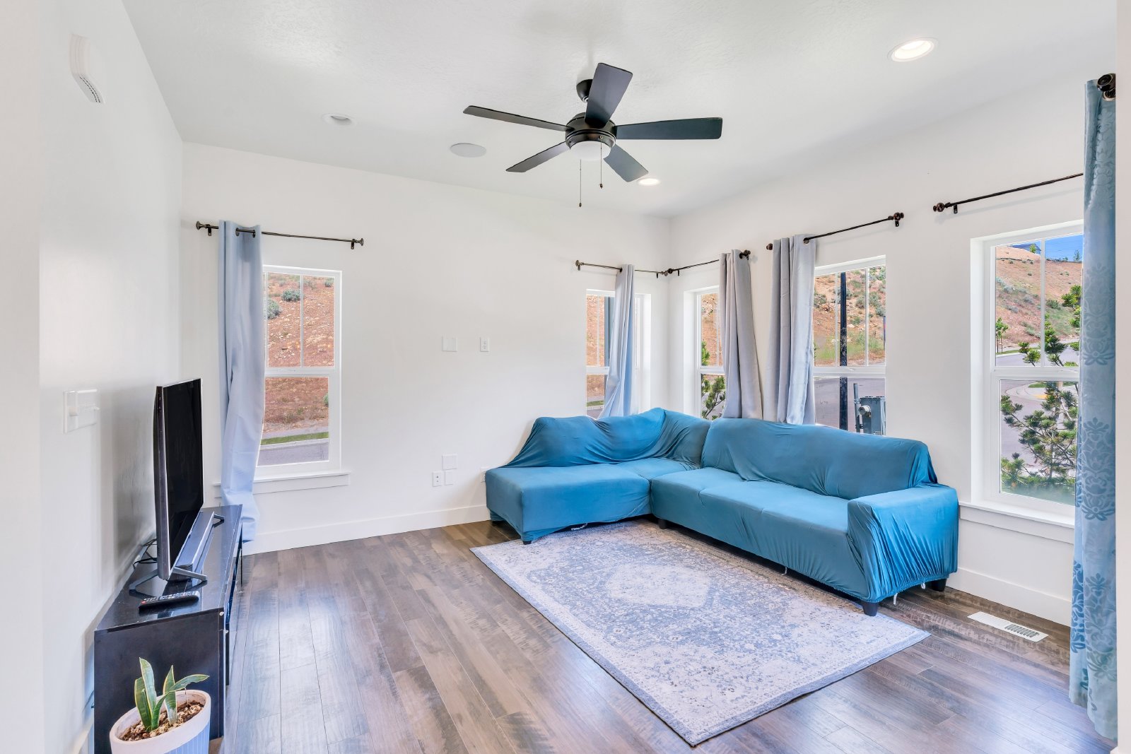5055 N Marble Fox Way - 1 property image