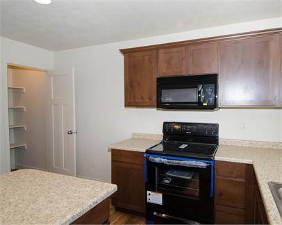 190/192/196/198 North 725 East NEW - CHAVEZ - 192 property image