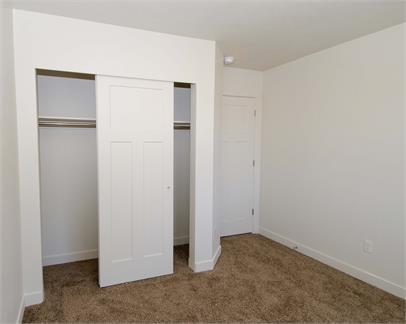 238/240/242/246 N 750 E - 246 property image