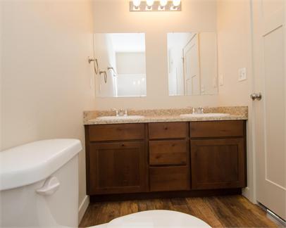 238/240/242/246 N 750 E - 246 property image