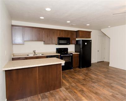 238/240/242/246 N 750 E - 246 property image