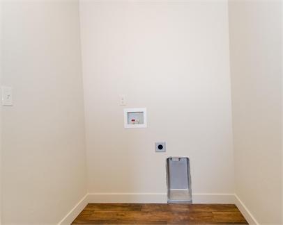 238/240/242/246 N 750 E - 246 property image