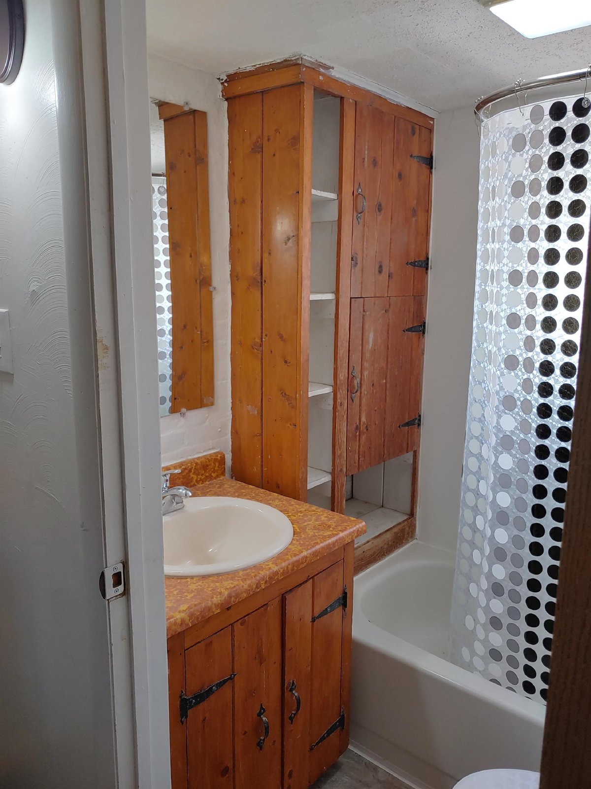 550 North Main Street - 1 property image