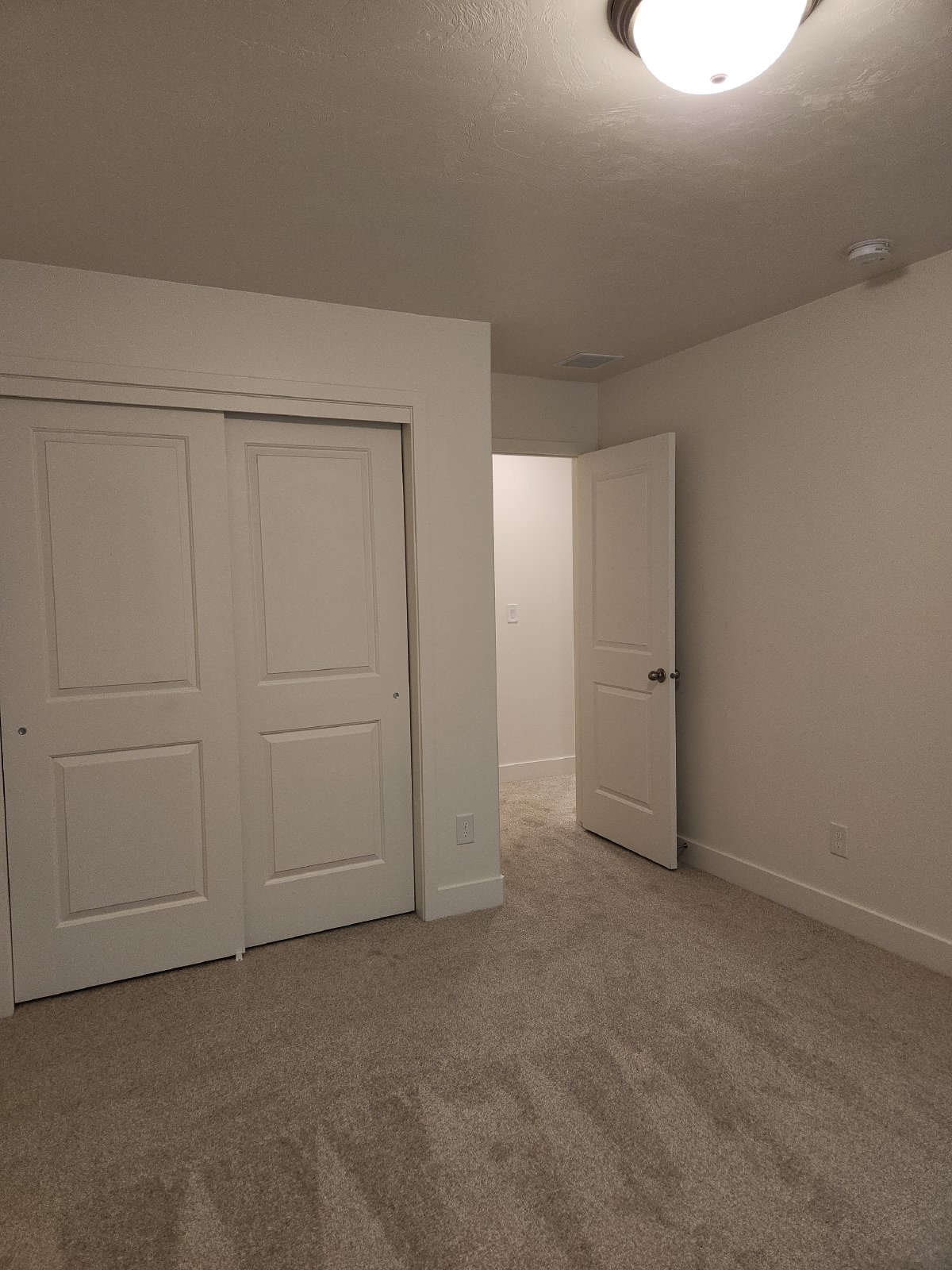 968 South 850 West - 1 property image