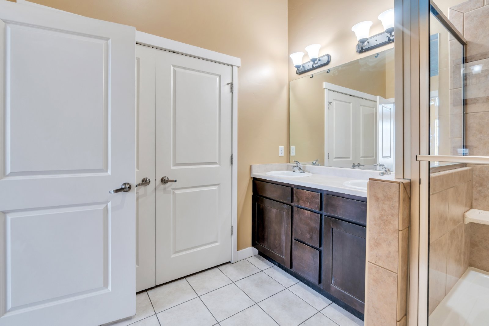 4276 S Main St Apt 401 - 0 property image