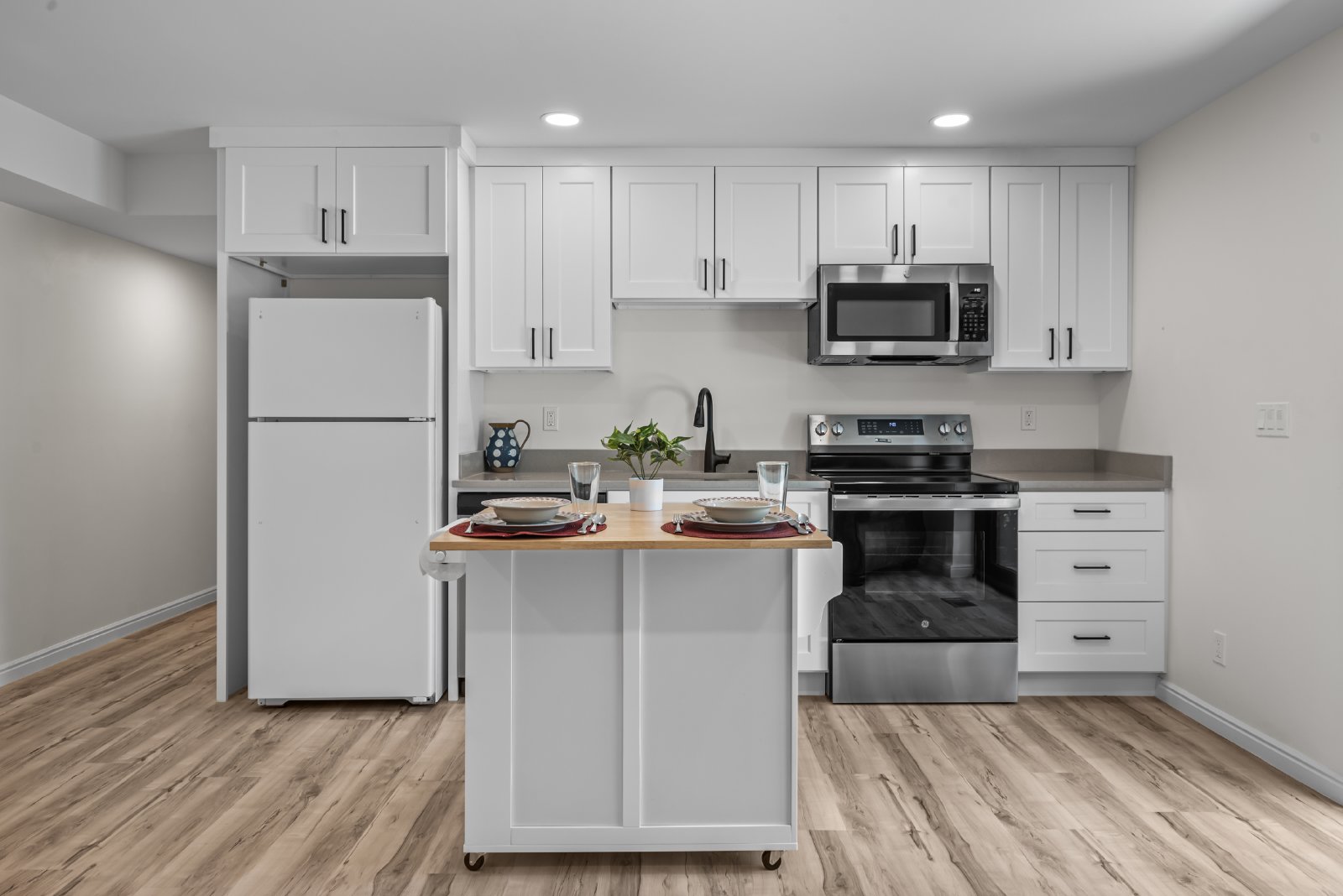 890 S 725 W - Bsmt - 1 property image