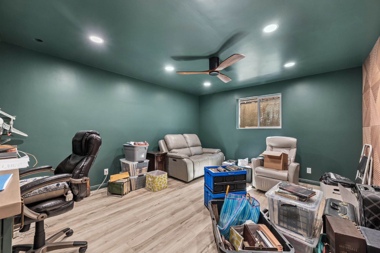 890 S 725 W - Bsmt - 1 property image