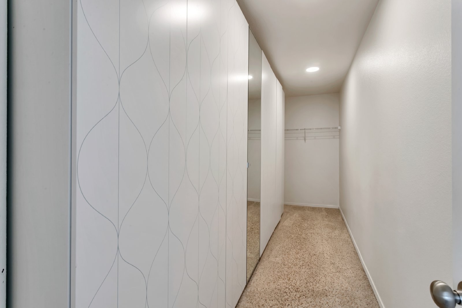 2867 West 400 South - 1 property image